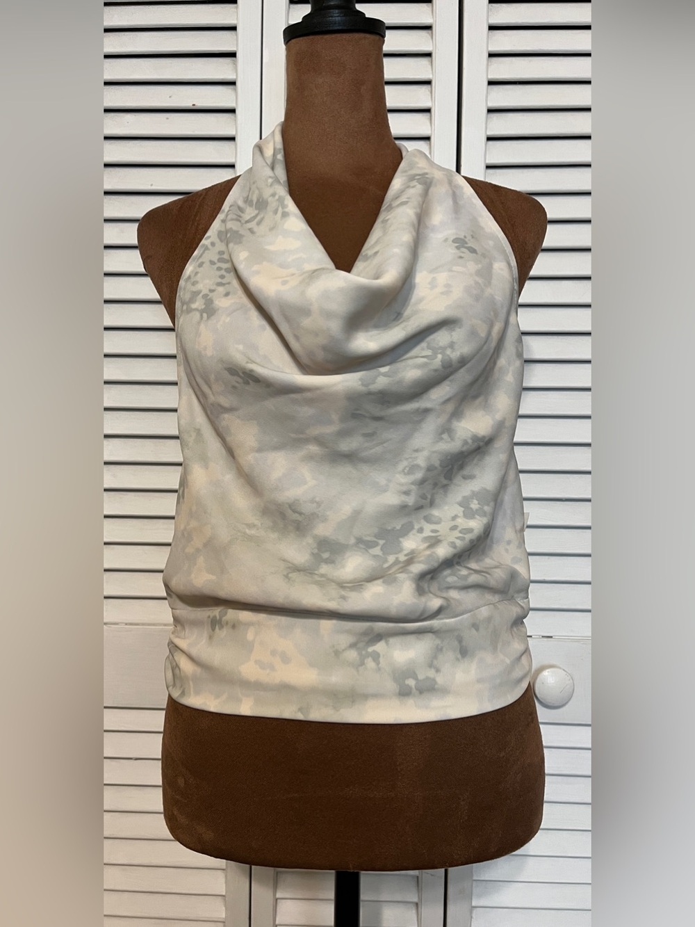 NWOT (Half of a Tag) Nordstrom Open Edit Halter Open Back Top Sz M